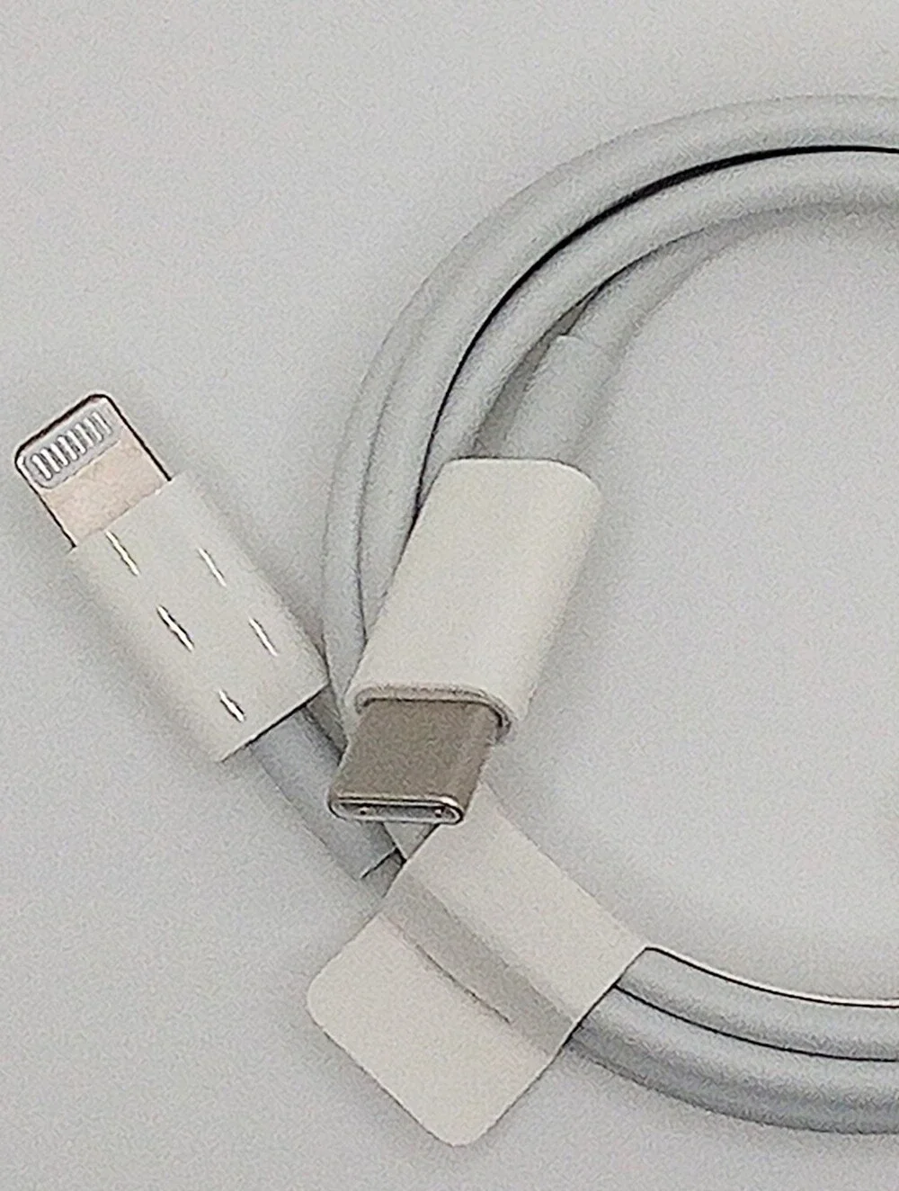 Apple A2561 USB‑C to Lightning Cable • Original • New & Fast Charging